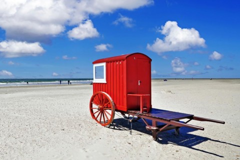 Red bathing cart on the beach of the island of Borkum, island of Borkum, East Frisia, Federal