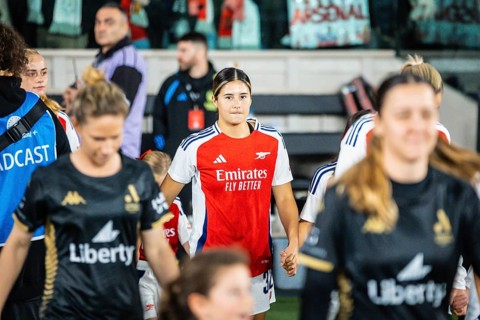 MELBOURNE, AUSTRALIA, MAY 24: Kyra Cooney-Cross of Arsenal Women FC whilst playing against the