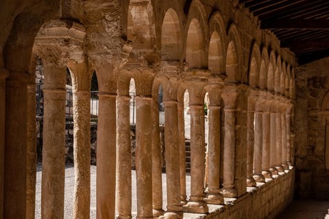 Arcaded gallery of semicircular arches on paired columns, Church of the Savior, 13th century rural