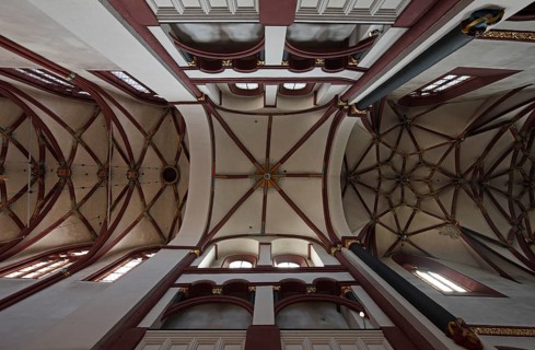 Vault in the crossing, St., Saint, Saint