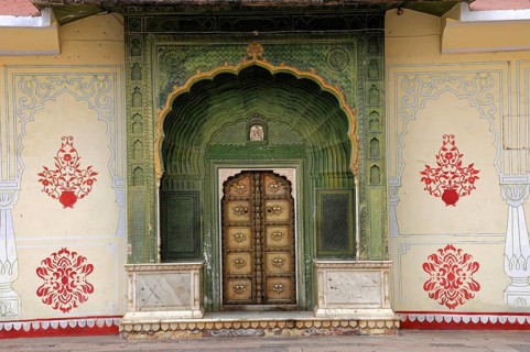 City Palace Jaipur, Rajasthan, North India, India, Asia, Magnificent green portal with elaborately