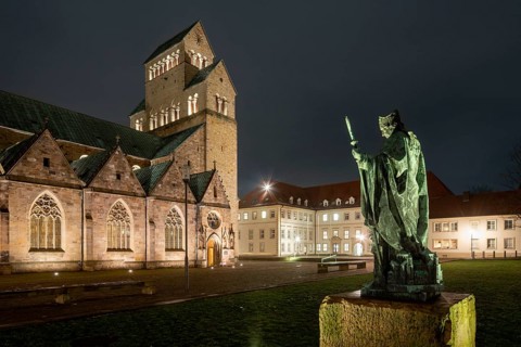 Hildesheim, Cathedral, view from the north by night