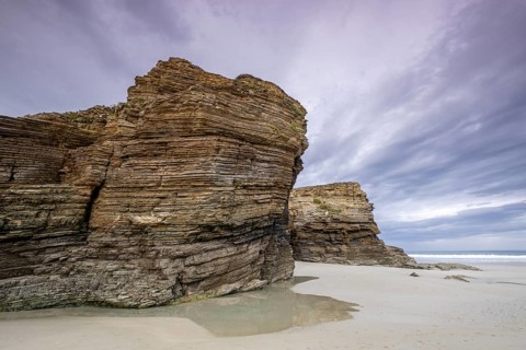 As Catedrais (Las Catedrales) steht unter Naturdenkmalschutz und ist einer der berühmtesten Strände