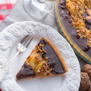 Pears chocolate tart