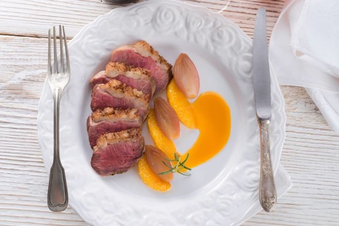 Goose's fillet with orange sherry sauce
