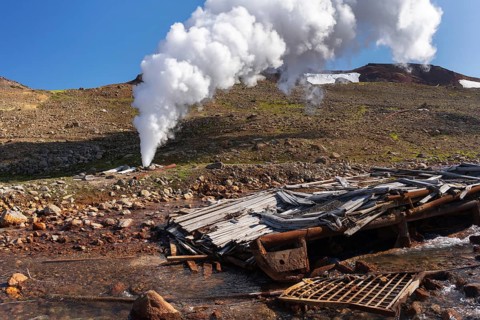 Emission of natural mineral thermal water, steam (steam-water mixture) from geological well in