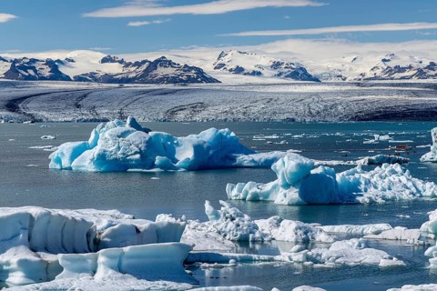 Jökulsarlon glacier lagoon, south coast, Iceland