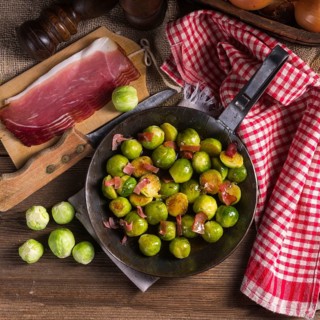 Honey caramelized brussels sprouts with ham