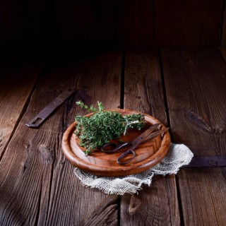 Thyme (Thymus vulgaris)