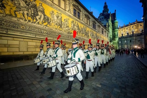 The world champion of marching bands, the Radeberger Spielmannszug, opens the Dresden Winter