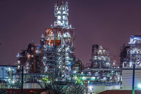 Factory night view of Kawasaki Keihin industrial zone. Shooting Location: Kawasaki City, Kanagawa