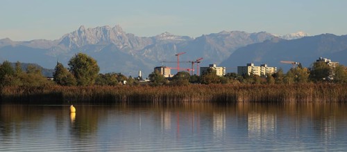 Wetzikon, town in Zurich Canton, shore of Lake Pfaeffikersee and mountain ranges