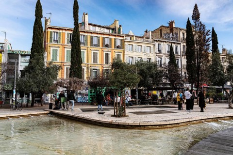 Water basin, Cour Julien, entertainment district, bars, Marseille, France