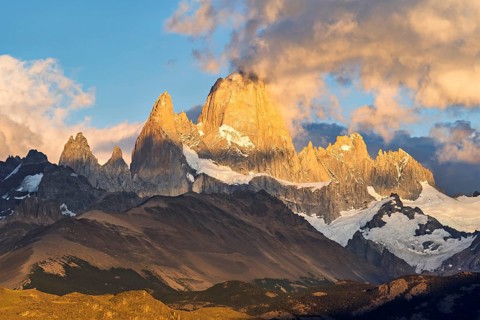 Mount Fitz Roy in the morning light in Los Glaciares El Chaltén National Park, Santa Cruz,