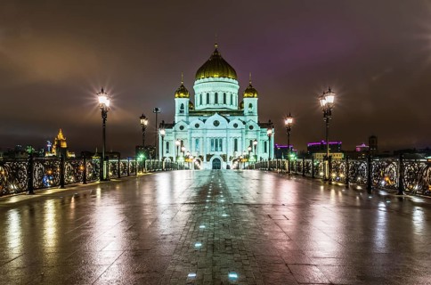 Night view on Christ the Savior Cathedral, Moscow Russia