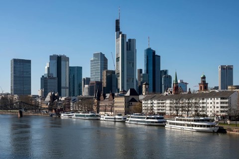 Frankfurt am Main, view across the Main to the banking district