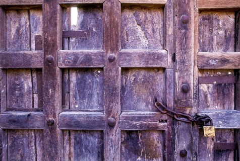 Old door with Lock at Tirupathi, Andhra Pradesh, South India, India, Asia