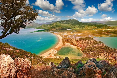Iztuzu Beach at the mouth of the Dalyan «ay? River delta. Kˆyce?iz-Dalyan Special Environmental