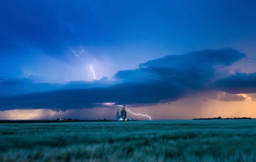 Lightning Storm Clouds Canada Saskatchewan Dramatic Summer
