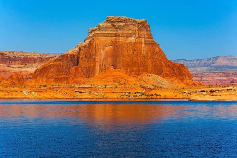 Concept of active and photo tourism. Lake Powell is a reservoir on the Colorado River, USA.