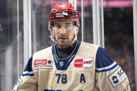 Laura Dick Cologne, LanxessArena, North Rhine-Westphalia, Will Weber (Schwenninger Wild Wings,