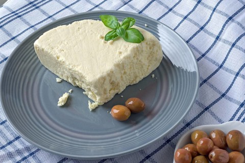Tulum Peyniri, Turkish cream cheese made from goat's milk