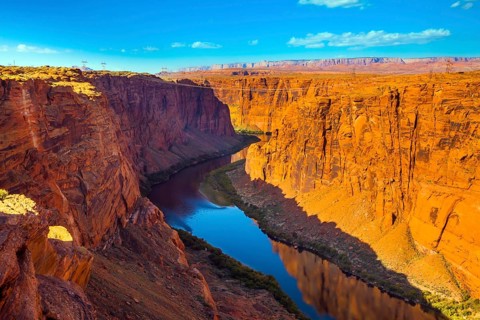 Glen Canyon Dam, Horseshoe Bend - horseshoe-shaped bend of the Colorado River in the Glen Canyon.