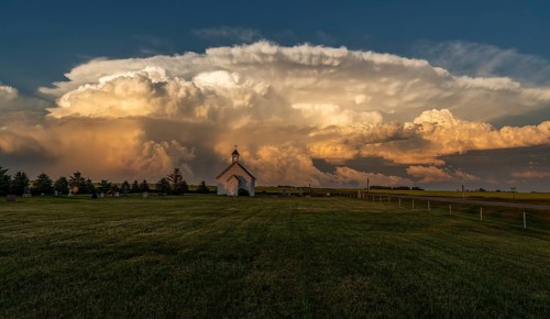 Summer Storms in the Canadian Prairies Dramatic Scenes