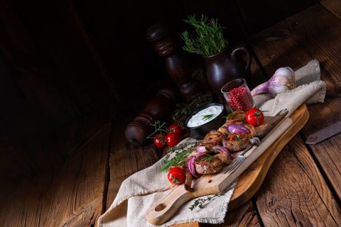 Delicious lamb chops with mint and rosemary