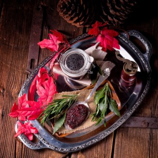 Cranberry chutney with red beet
