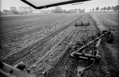 Germany, Eixen, 16.9.1991, tractor driver, farmer who has become self-employed, field being