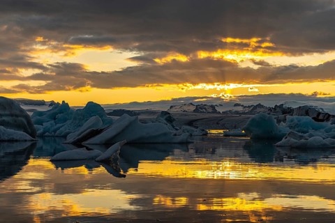 Evening at Jökulsarlon, south coast, Iceland