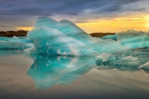 Jokulsarlon glacial river lagoon in southern part of Vatnajokull National Park