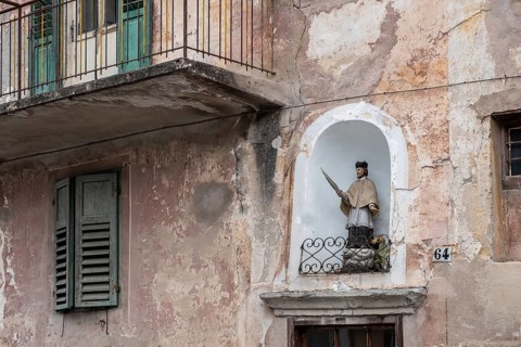 Niche with statue of a saint