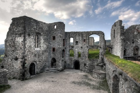 Inner courtyard and ruins of the palace of Königstein Castle, Taunus, Königstein, Taunus, Germany