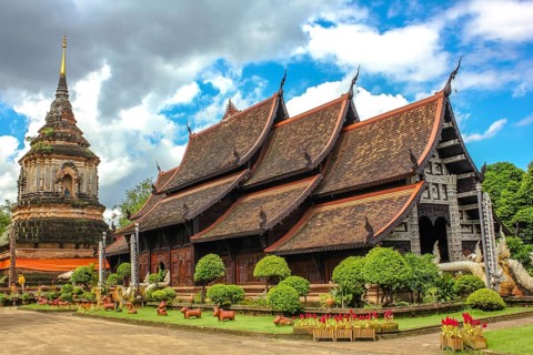 The spectacular Buddhist temple, Wat Lok Molee, in the old city of Chiang Mai, Northern Thailand,