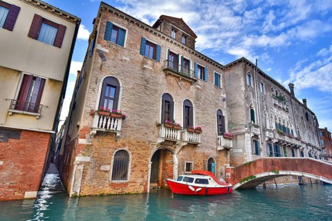 Vintage buildings along the canal in Venice, Italy