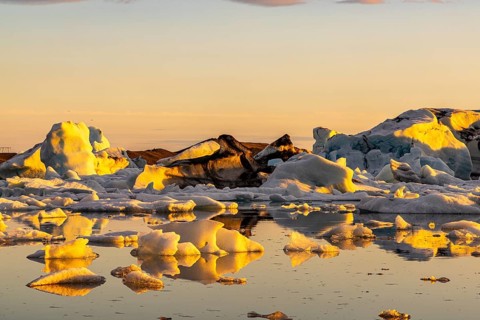 Evening at Jökulsarlon, south coast, Iceland