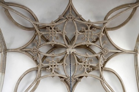 Cantilevered vault in the south aisle, St., Sankt, Saint