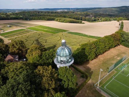 The light tower in Solingen, North Rhine-Westphalia, is a converted former water tower. It is