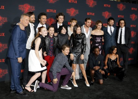 Sadie Sink, Gaten Matarazzo, Millie Bobby Brown, Noah Schnapp, Finn Wolfhard, Joe Keery, Natalia