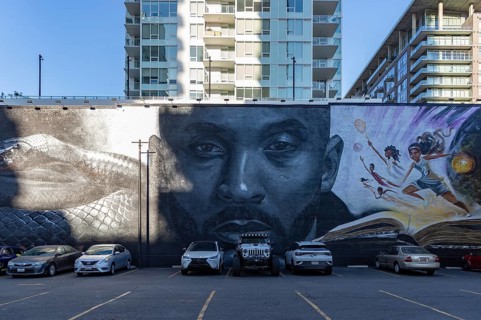 A picture of the Kobe Bryant Grana mural, featuring artwork by Odeith and Nikkolas Smith, created