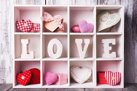 Vintage valentine set in white shabby chic cells