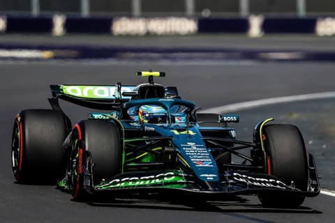 MELBOURNE, AUSTRALIA - MARCH 14: Fernando Alonso of Spain drives the Aston Martin Aramco F1 Team