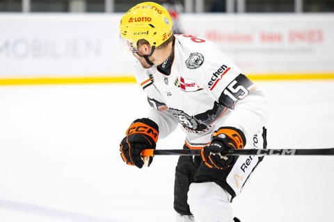 Carter Proft (Löwen Frankfurt, #15), PENNY DEL, Test match Kölner Haie- Löwen Frankfurt on 25.08