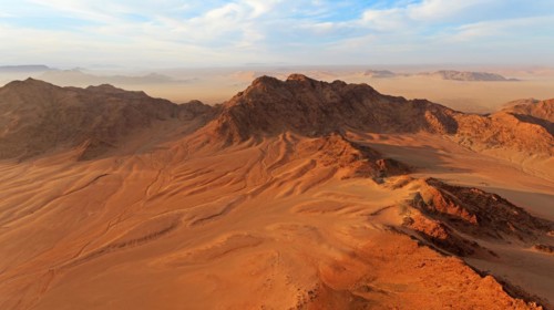 Hot air balloon ride over the Namib in the Namib-Naukluft National Park in Namibia