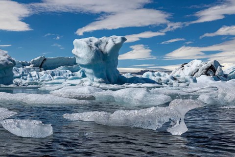 Jökulsarlon glacier lagoon, south coast, Iceland