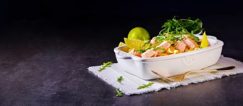 Salmon with penne noodle and arugula