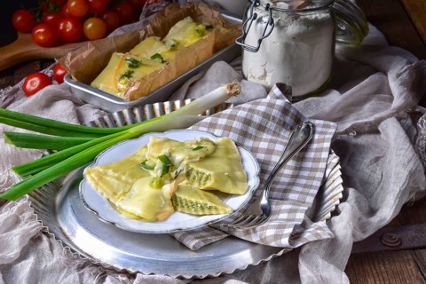 Swabian ravioli gratinated with cheese