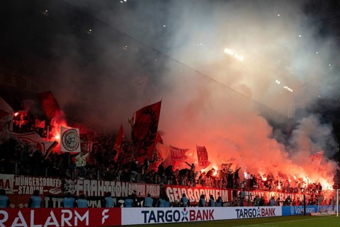 BEAUTIFUL SPORTS/ (DFL/DFB REGULATIONS PROHIBIT ANY USE OF PHOTOGRAPHS AS IMAGE SEQUENCES AND/OR